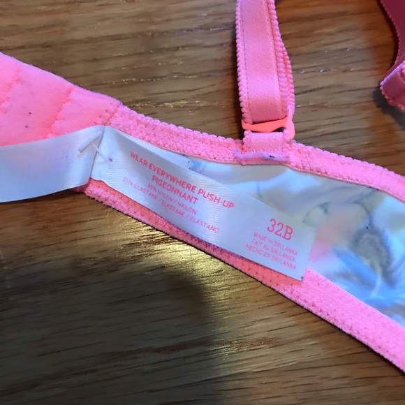 PINK | wear everywhere push-up bra - Picture 4 of 4